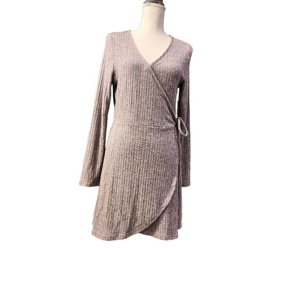 O’Neil  surplice wrap style sweater dress new with tags  size large - Picture 1 of 15